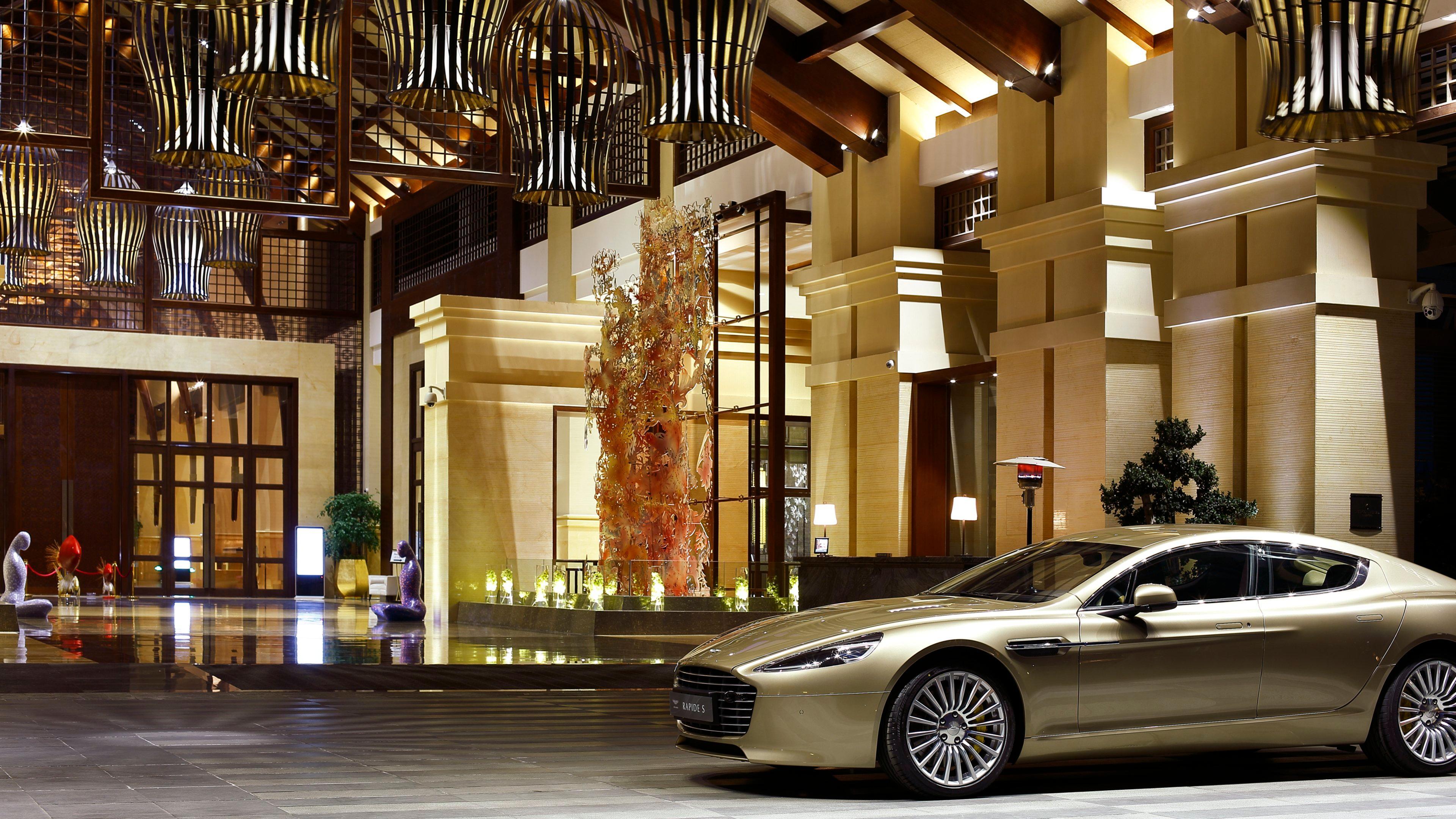 Intercontinental By Ihg 5*