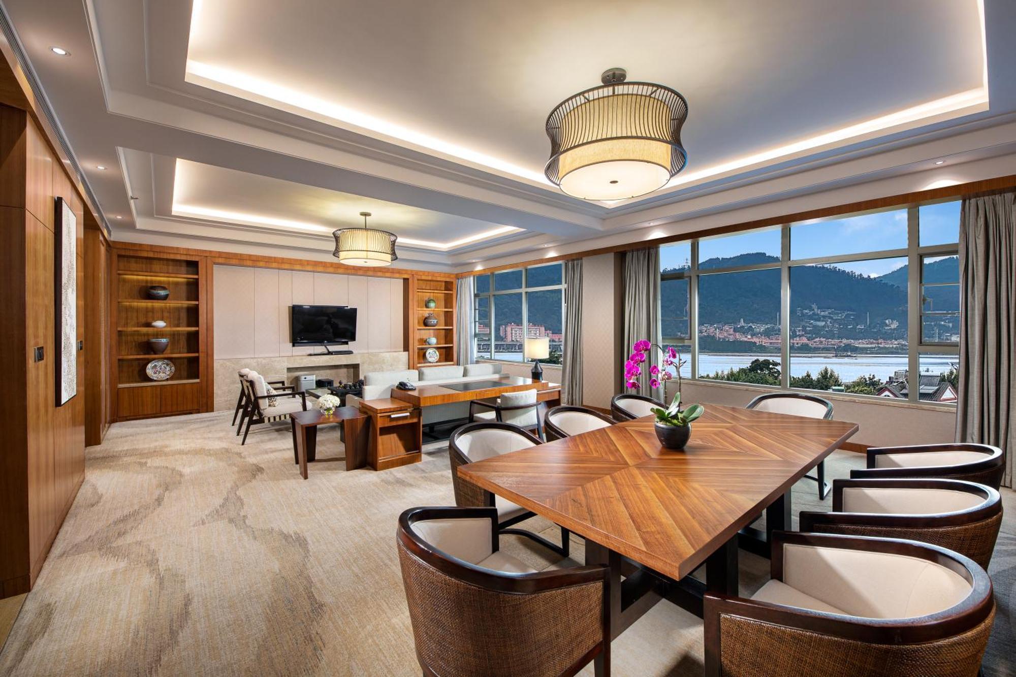 Intercontinental By Ihg 酒店