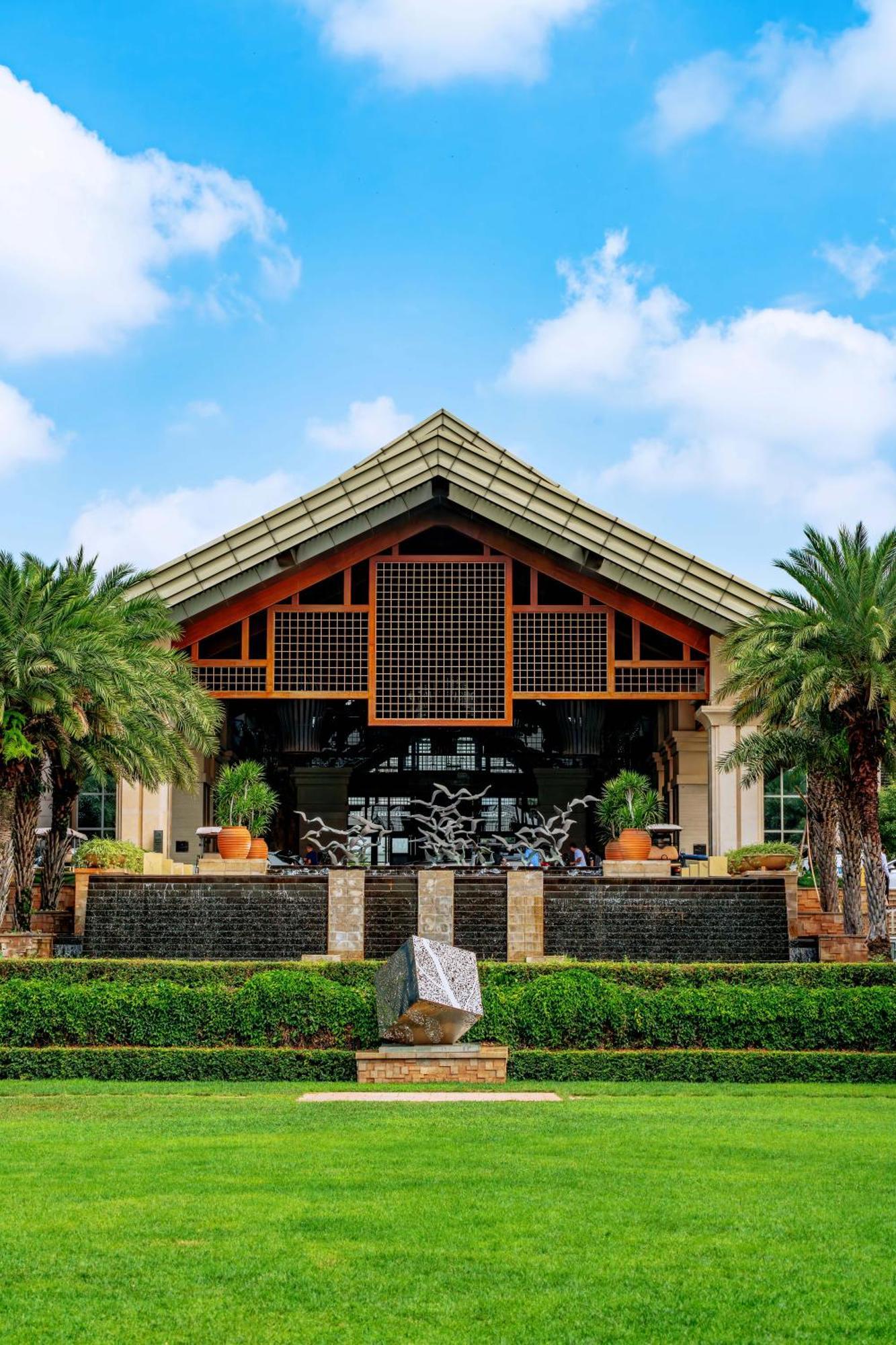 Intercontinental By Ihg 酒店